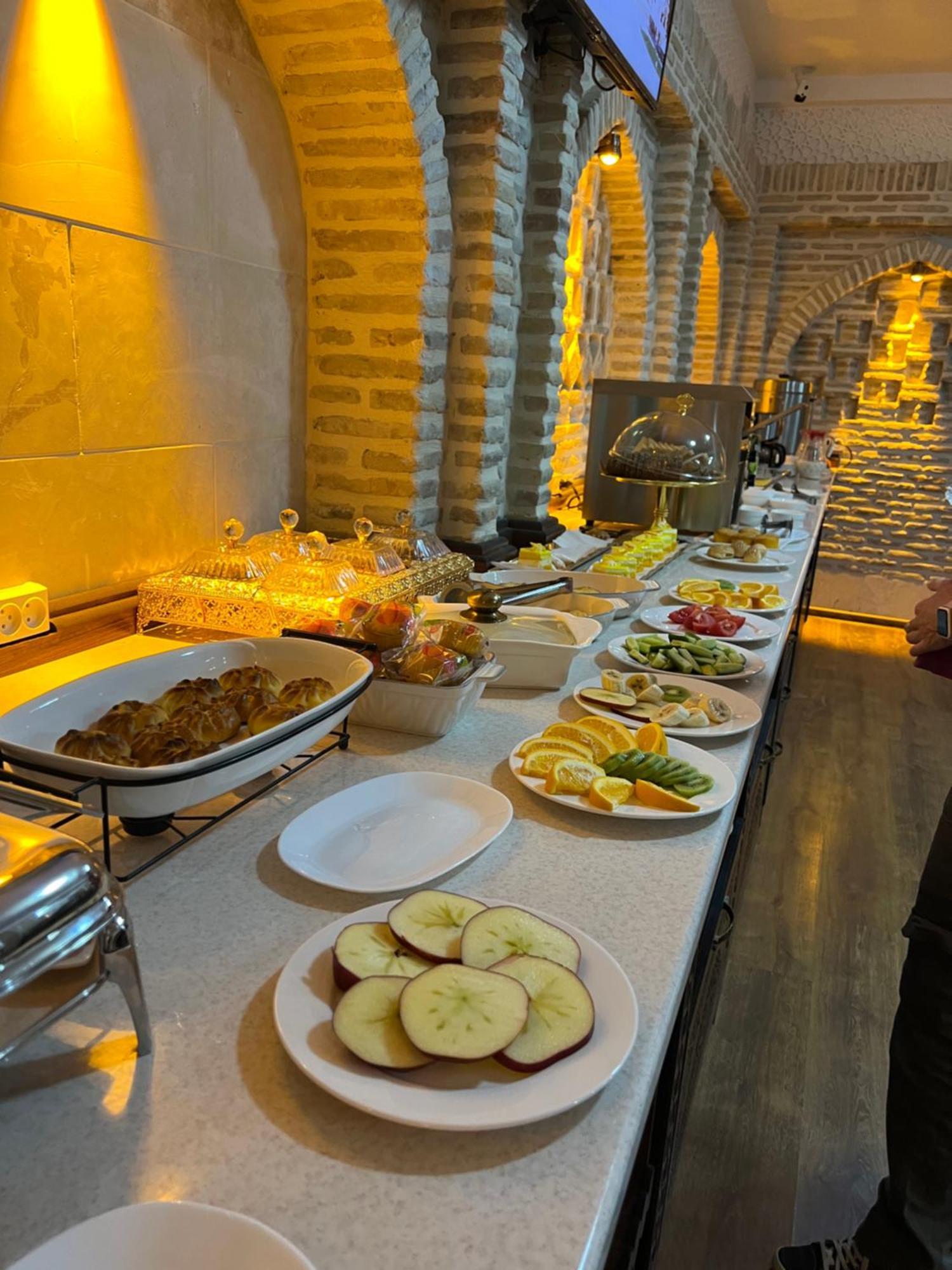 Royal Bukhara Hotel Buitenkant foto