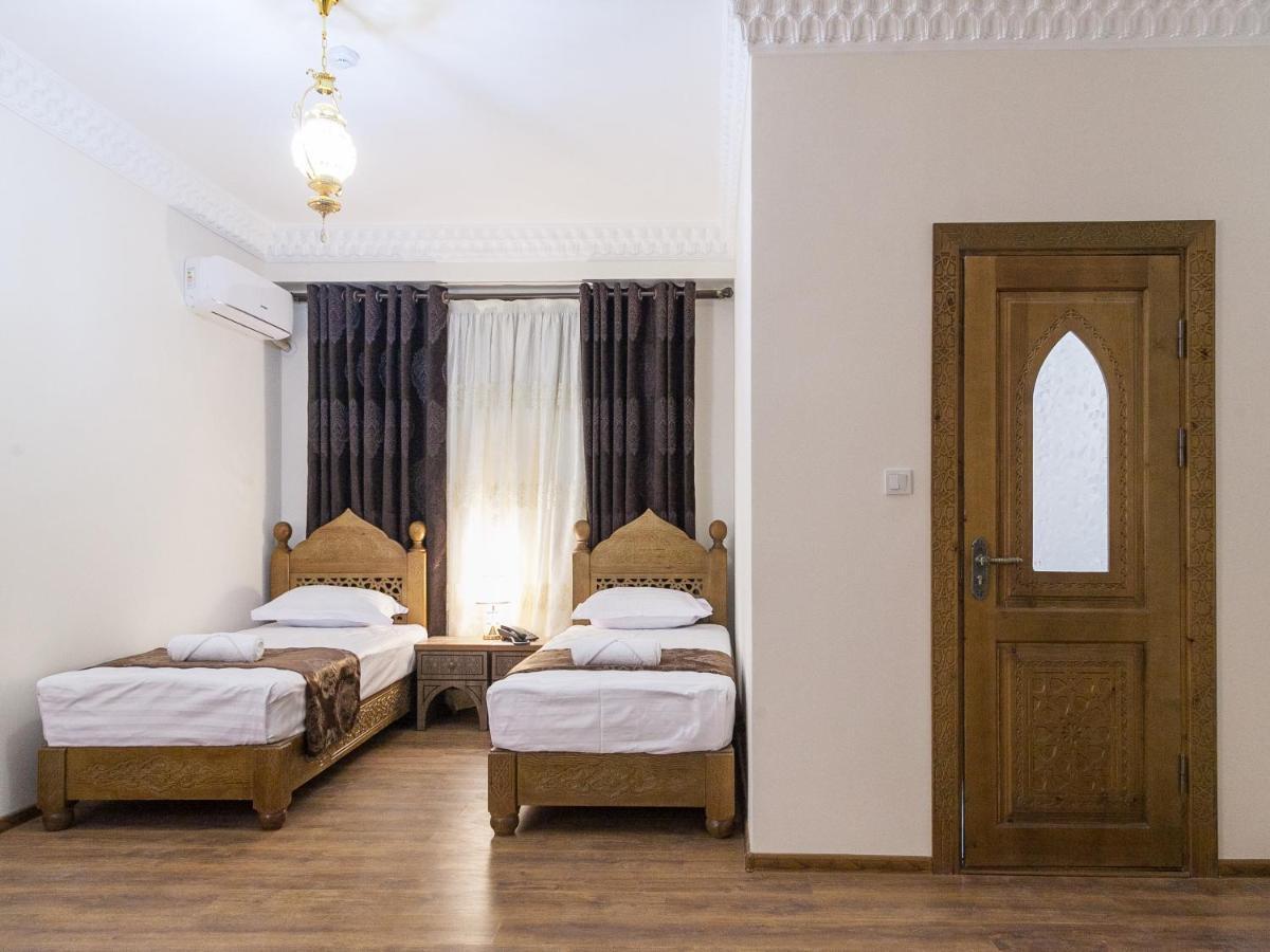 Royal Bukhara Hotel Buitenkant foto