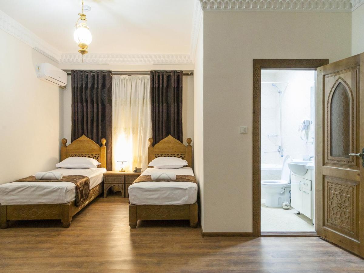 Royal Bukhara Hotel Buitenkant foto