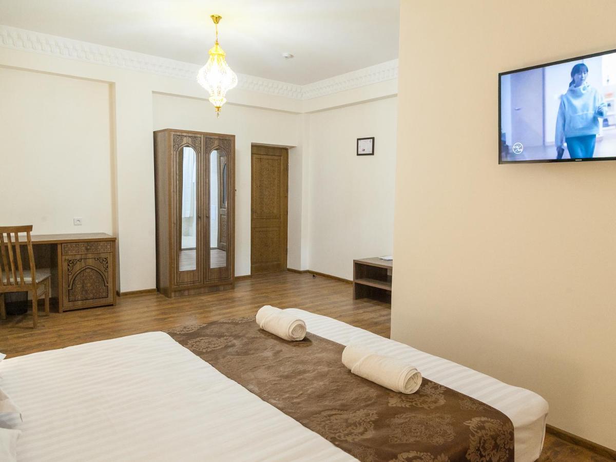 Royal Bukhara Hotel Buitenkant foto
